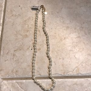 Beautiful real pearl necklace from macys. NWT